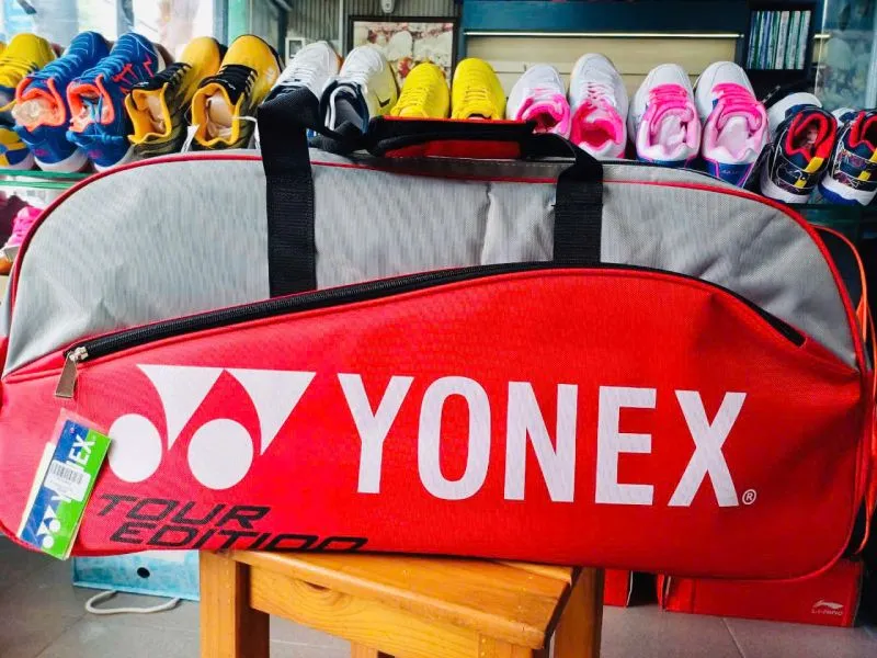 TÚI VUÔNG YONEX ĐỎ 0